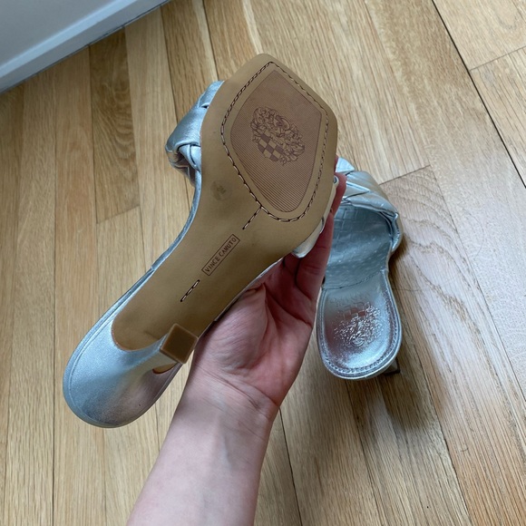 Sold - Picture 3 of 3